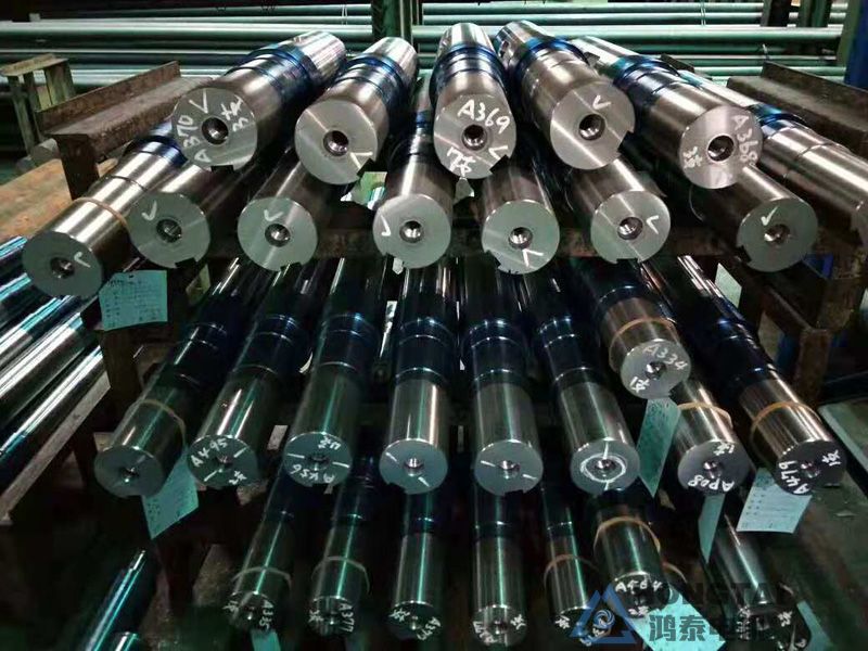 YE2-315S-4电机轴伸两端打孔、特殊法兰